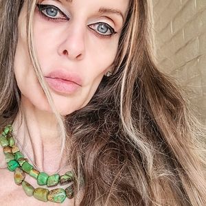 Genuine green turquoise double strand necklace. Handmade Apache.